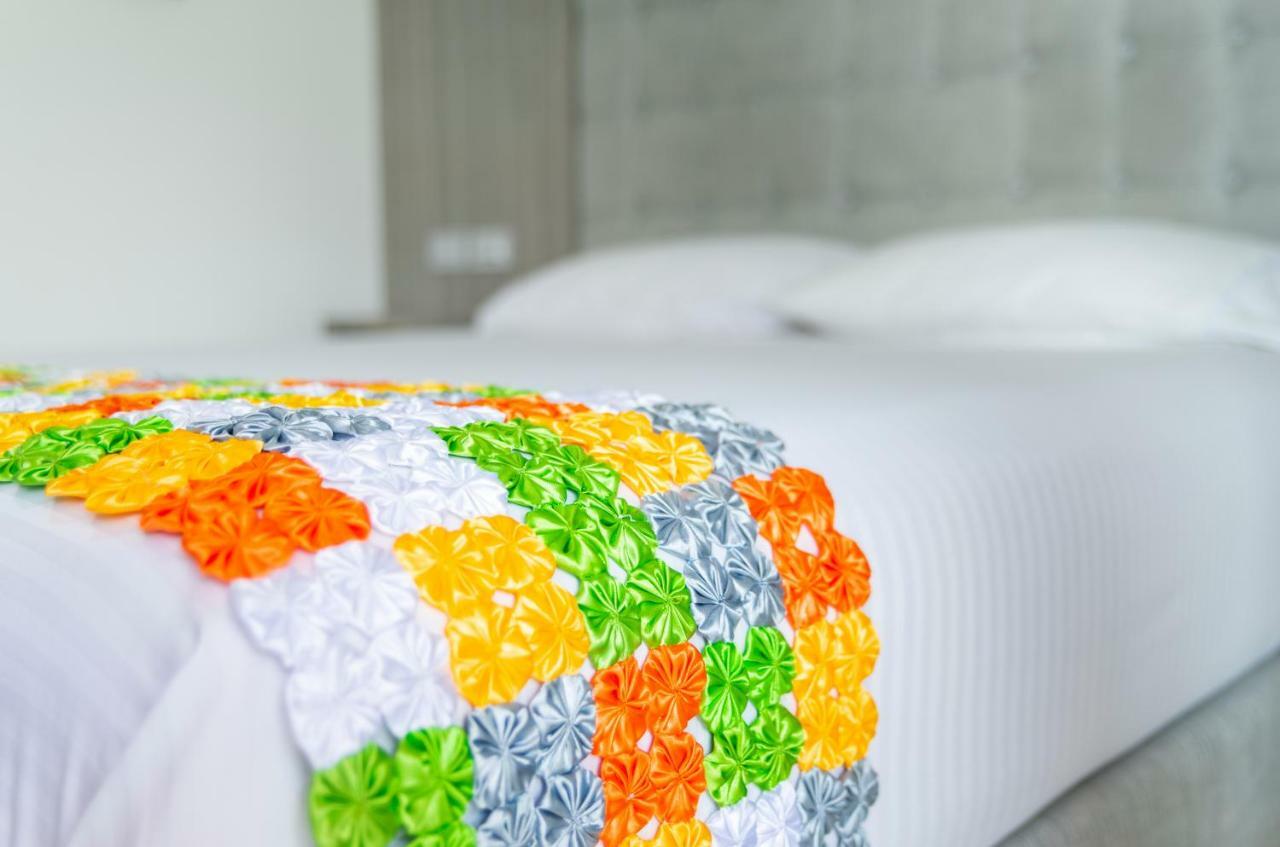 Hotel El Jardin サレント エクステリア 写真